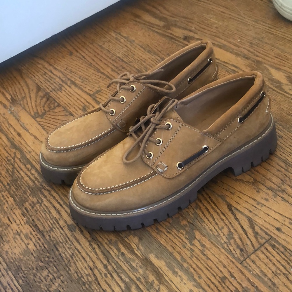 Steve Madden Tan Boat Shoes with Rugged Sole